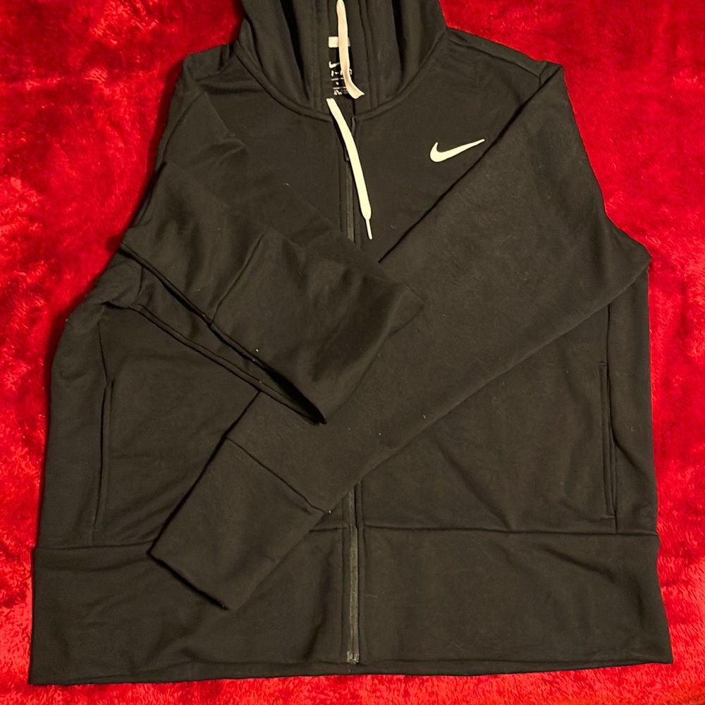 Black Nike Dri-fit hoodie